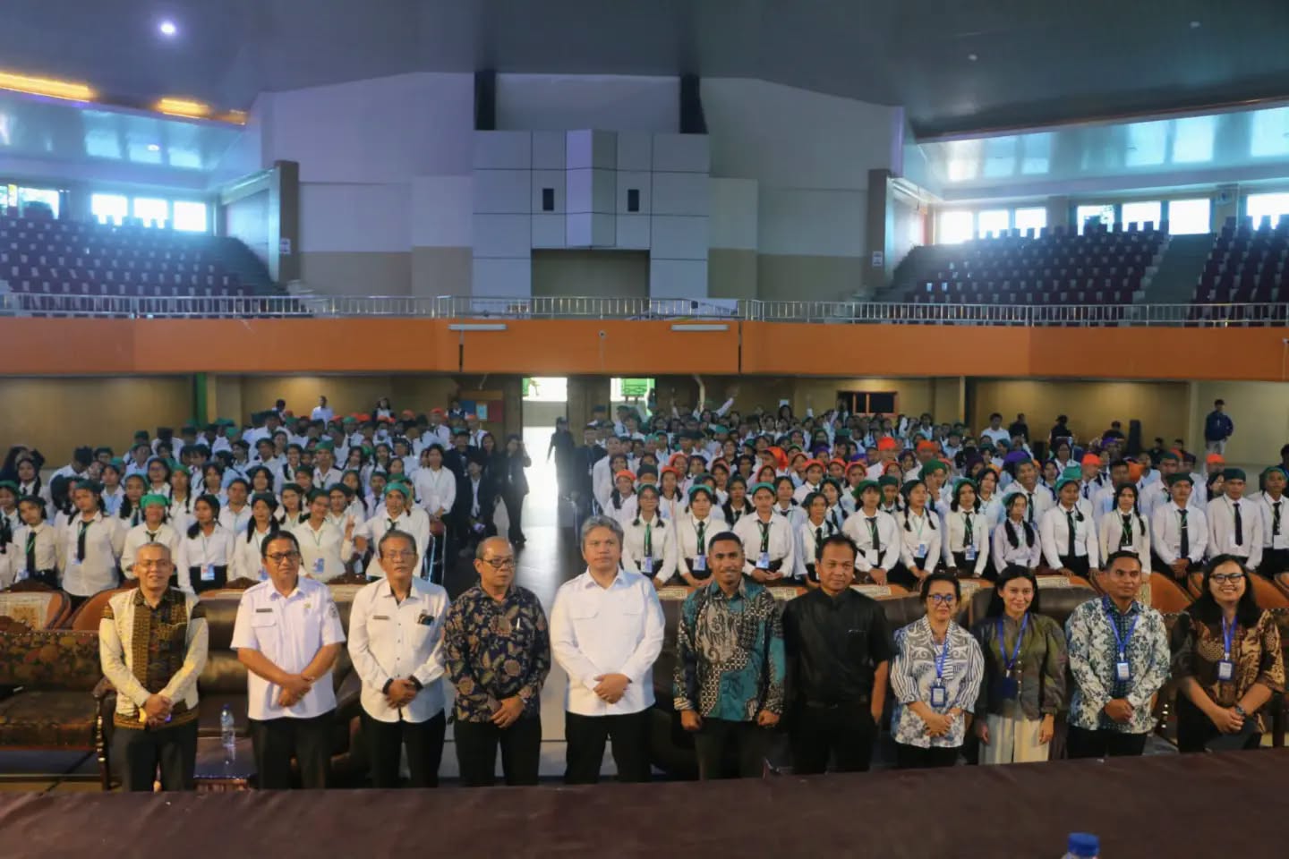 Bekali Mahasiswa Baru IAKN Tarutung, Wabup Deni Bahas AI dan Etika Digital