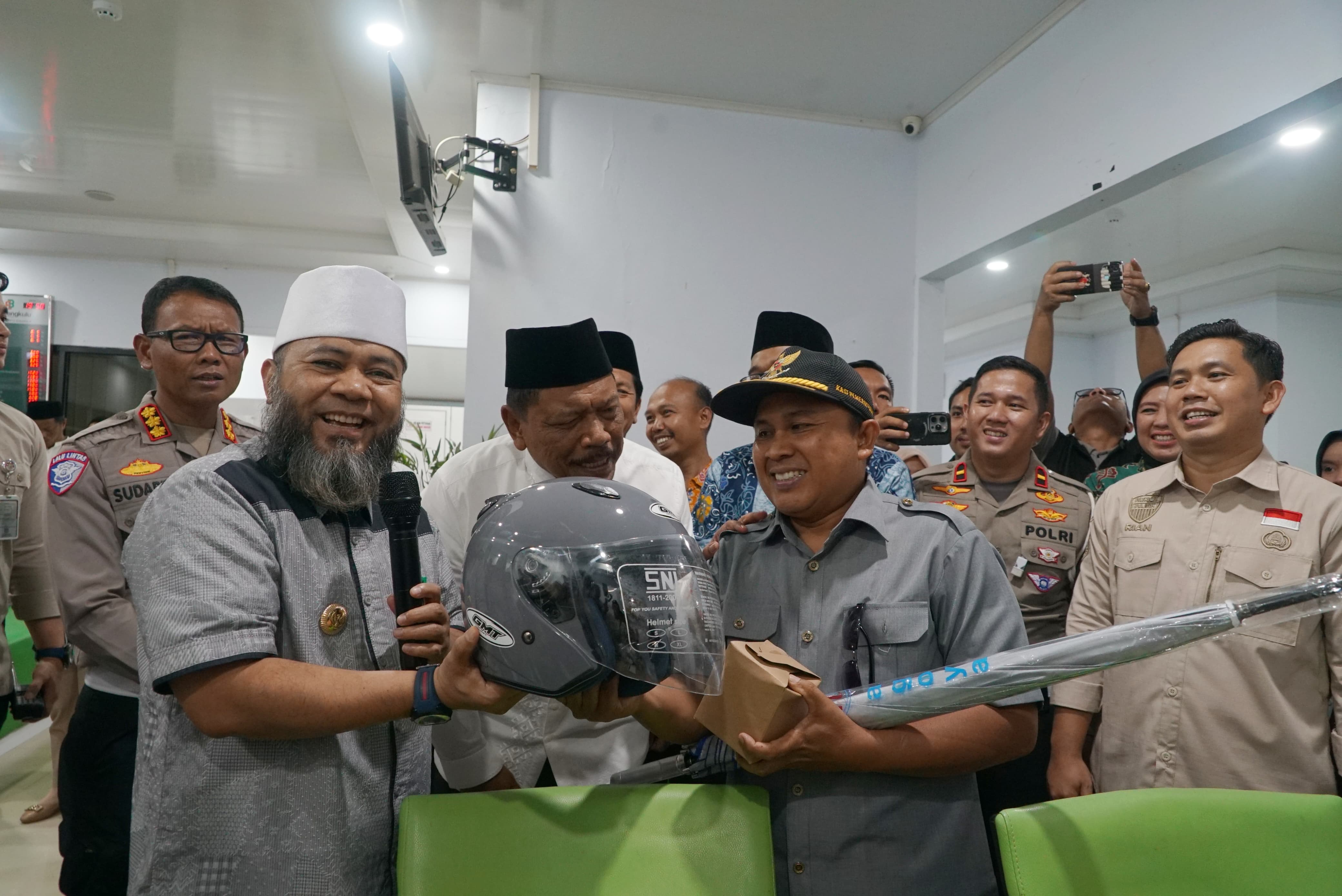 Terobosan Gubernur Helmi Hasan: Bayar Pajak Kendaraan Kini Lebih Mudah Tanpa KTP Pemilik Awal