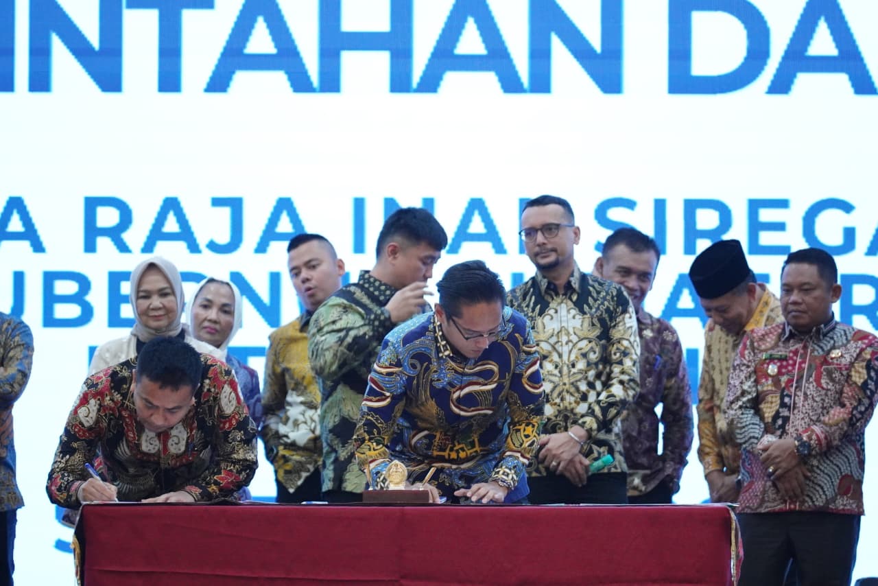 Cegah Korupsi, Rico Waas Teken Komitmen Perbaikan Tata Kelola