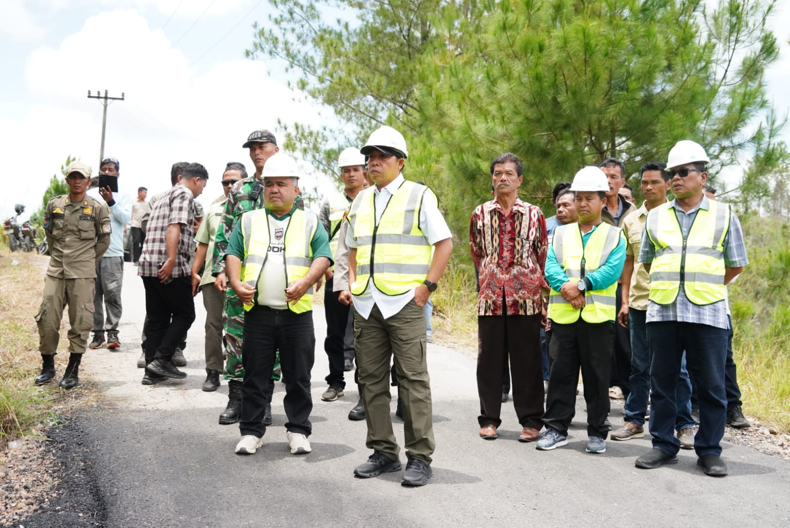 Pemkab Taput Upayakan Lanjutan Jalan Sipahutar Melalui Program IJD