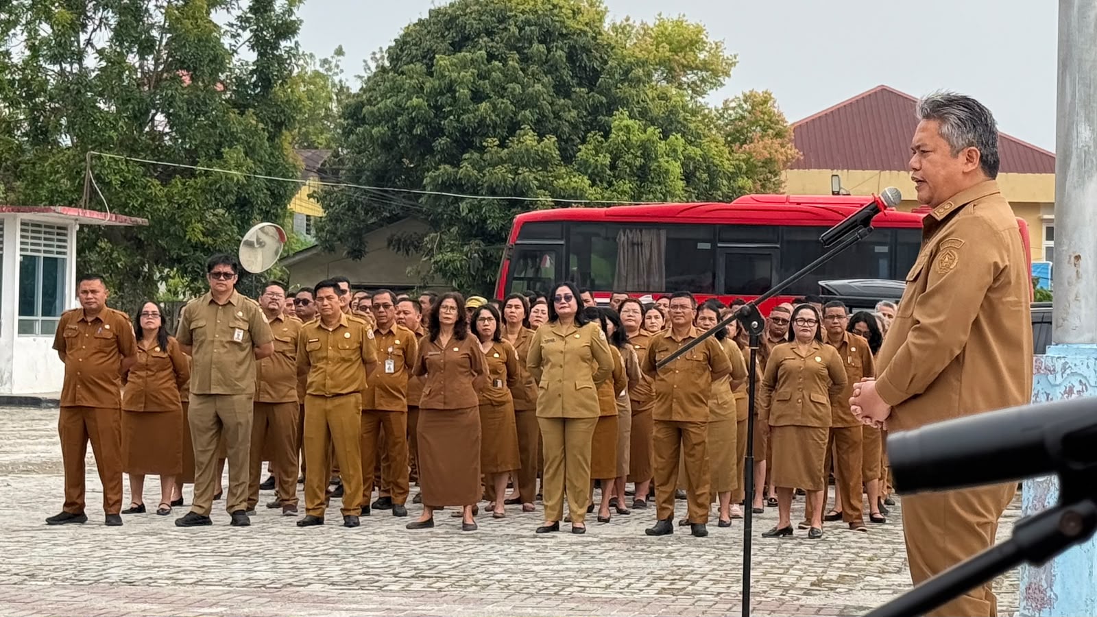 Apel Gabungan, Wabup Taput Minta OPD Perkuat Kerja Sama Internal