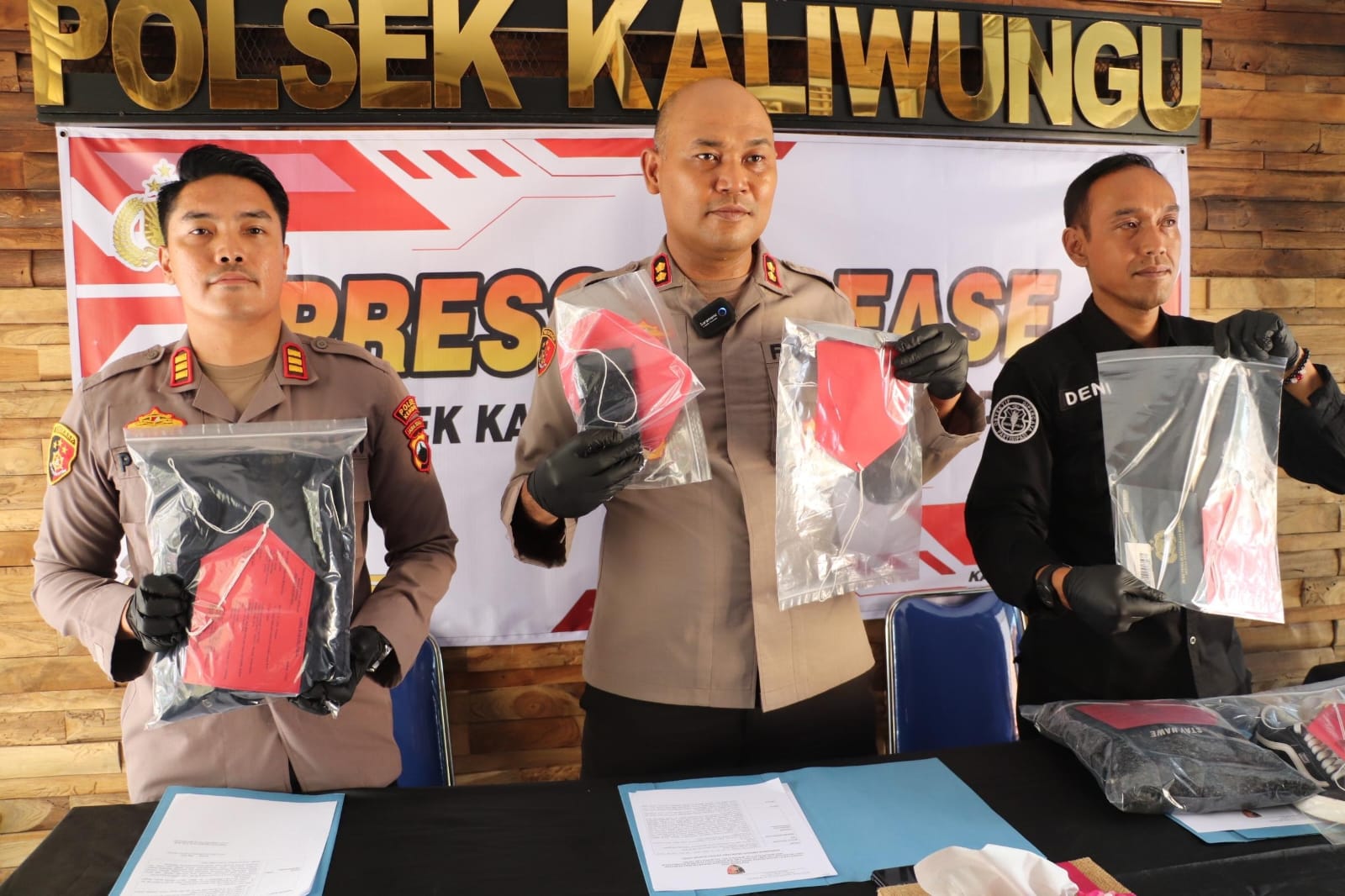 Satreskrim Polres Kendal Ungkap Kasus Polisi Gadungan,Dua Pelaku Dibekuk di Semarang