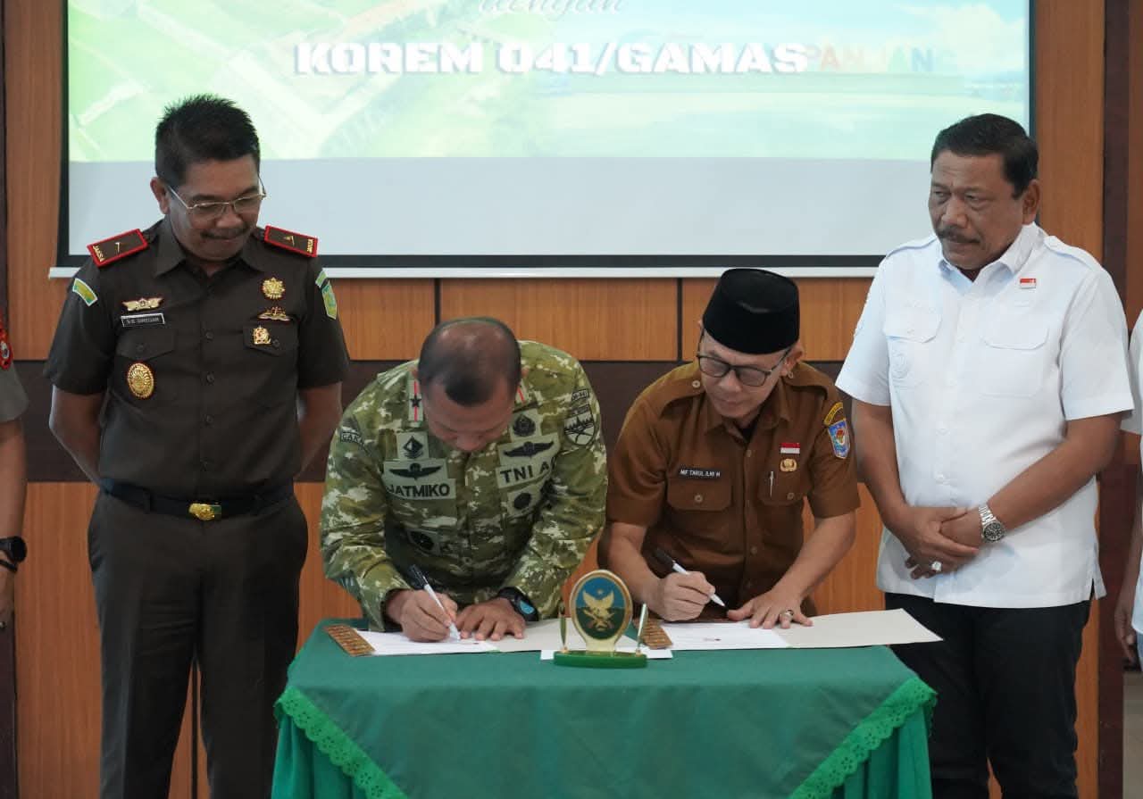 Pemkab Seluma Hadiri Penanda Tanganan Kerja Sama Karya Bakti Pemprov Bengkulu dan Korem 041/Gamas