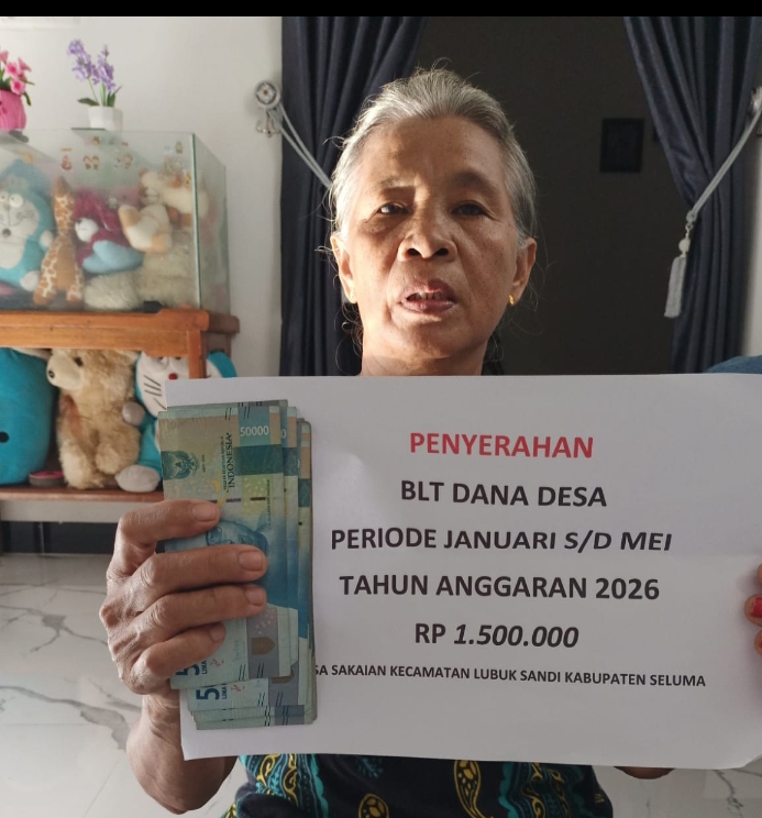 Desa Sakaian Laksanakan Penyaluran BLT DD Bagi Masyarakat Miskin ekstrim