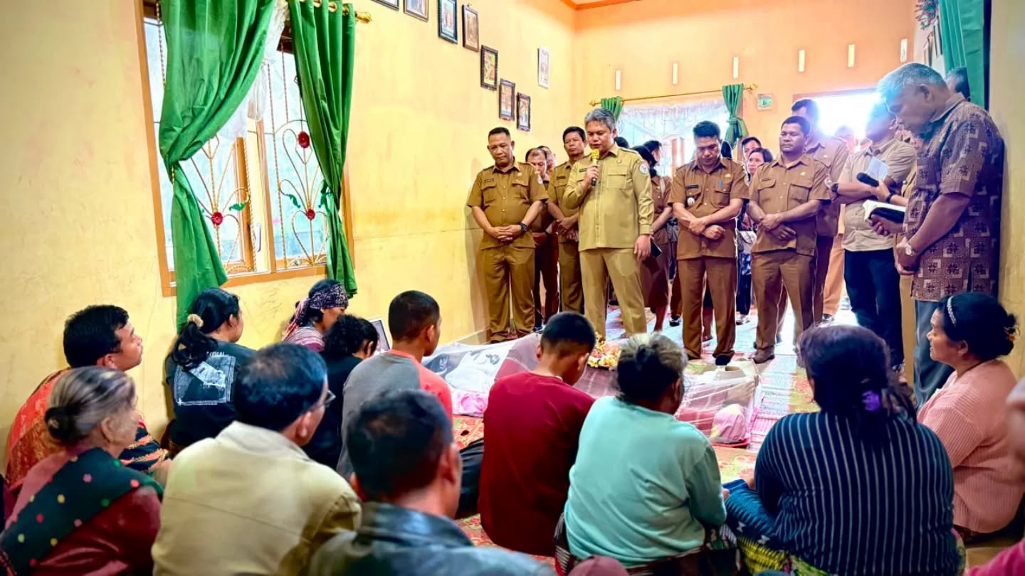 Kades Lumban Sormin Meninggal, Wabup Taput Melayat ke Rumah Duka