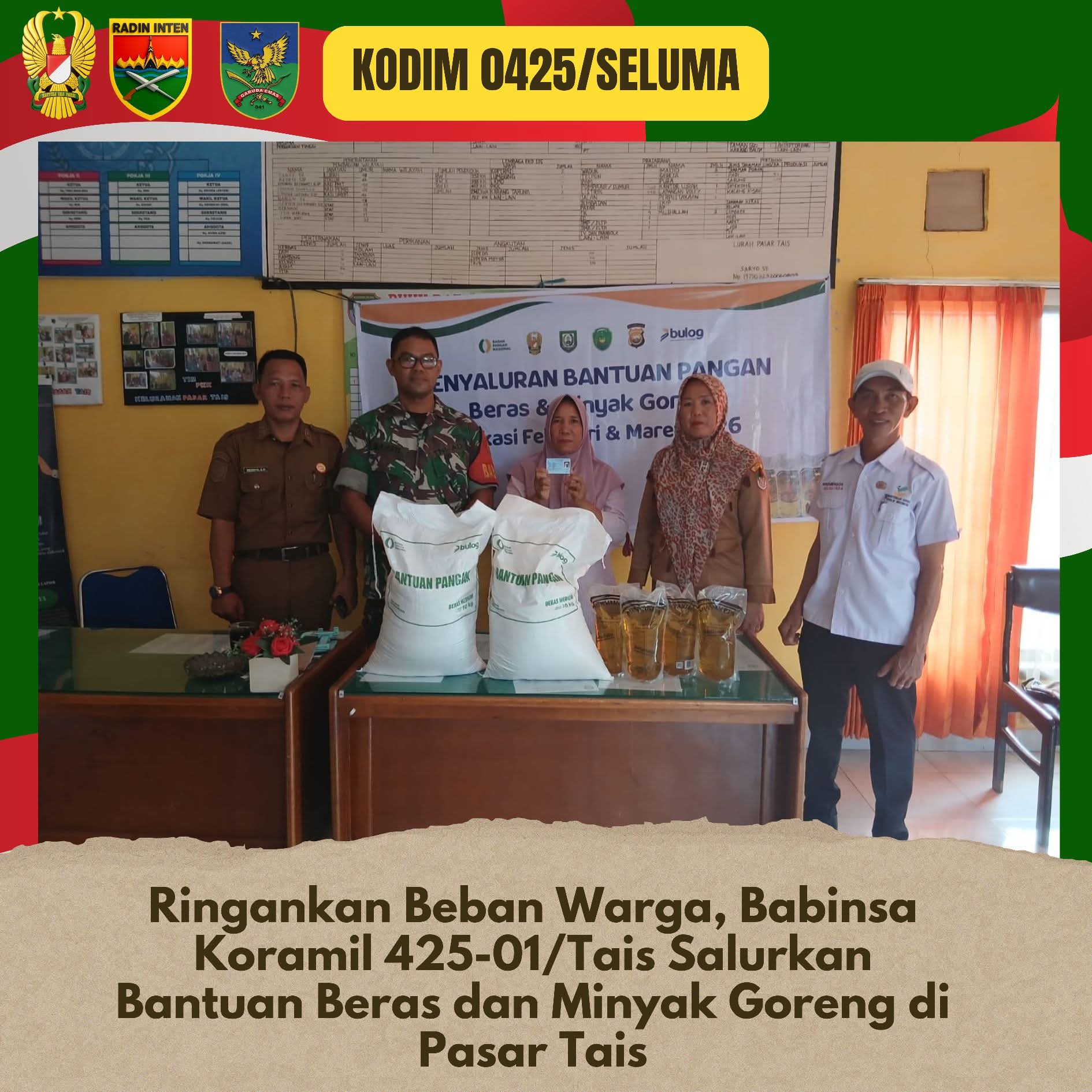 Ringankan Beban Warga, Babinsa Koramil 425-01/Tais Salurkan Bantuan Beras dan Minyak Goreng di Pasar Tais