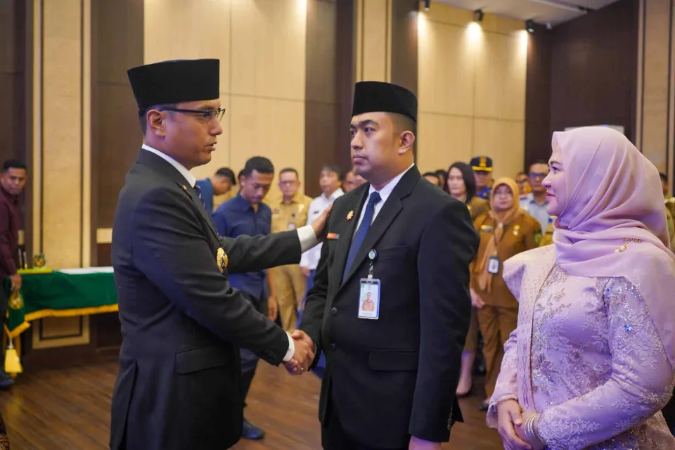 Lantik Pj Sekda, Rico Waas Tekankan Percepatan Kinerja OPD