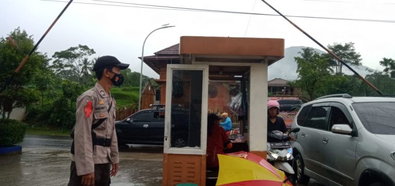 Antisipasi Penumpukan Kendaraan, Polsek Mandalawangi